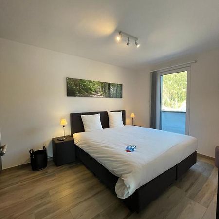 Penthouse Lebierre Hotel Малмеди Екстериор снимка
