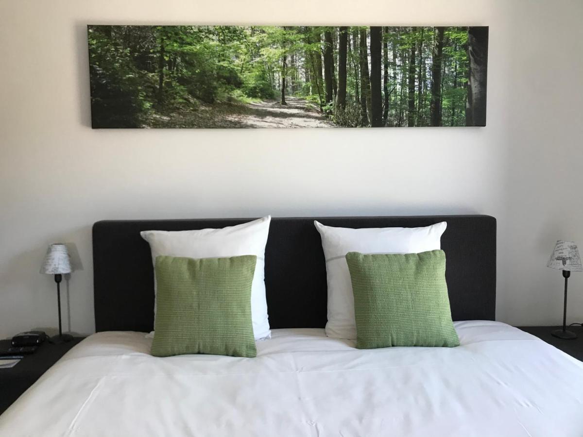 Penthouse Lebierre Hotel Малмеди Екстериор снимка